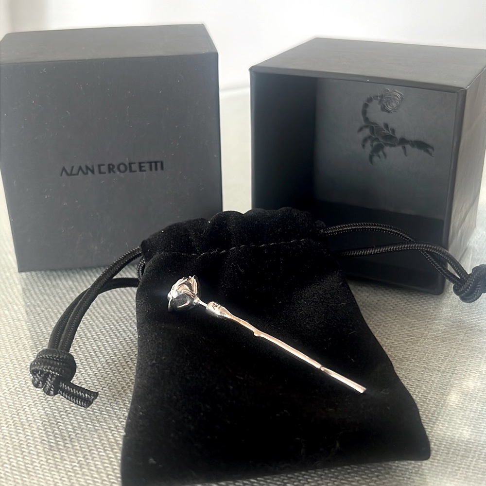 Alan Crocetti Single Rose Earring